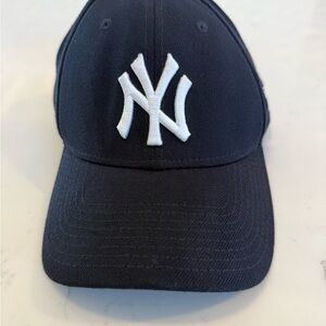 New York Yankees Fitted stretch  Navy Blue Baseball Cap